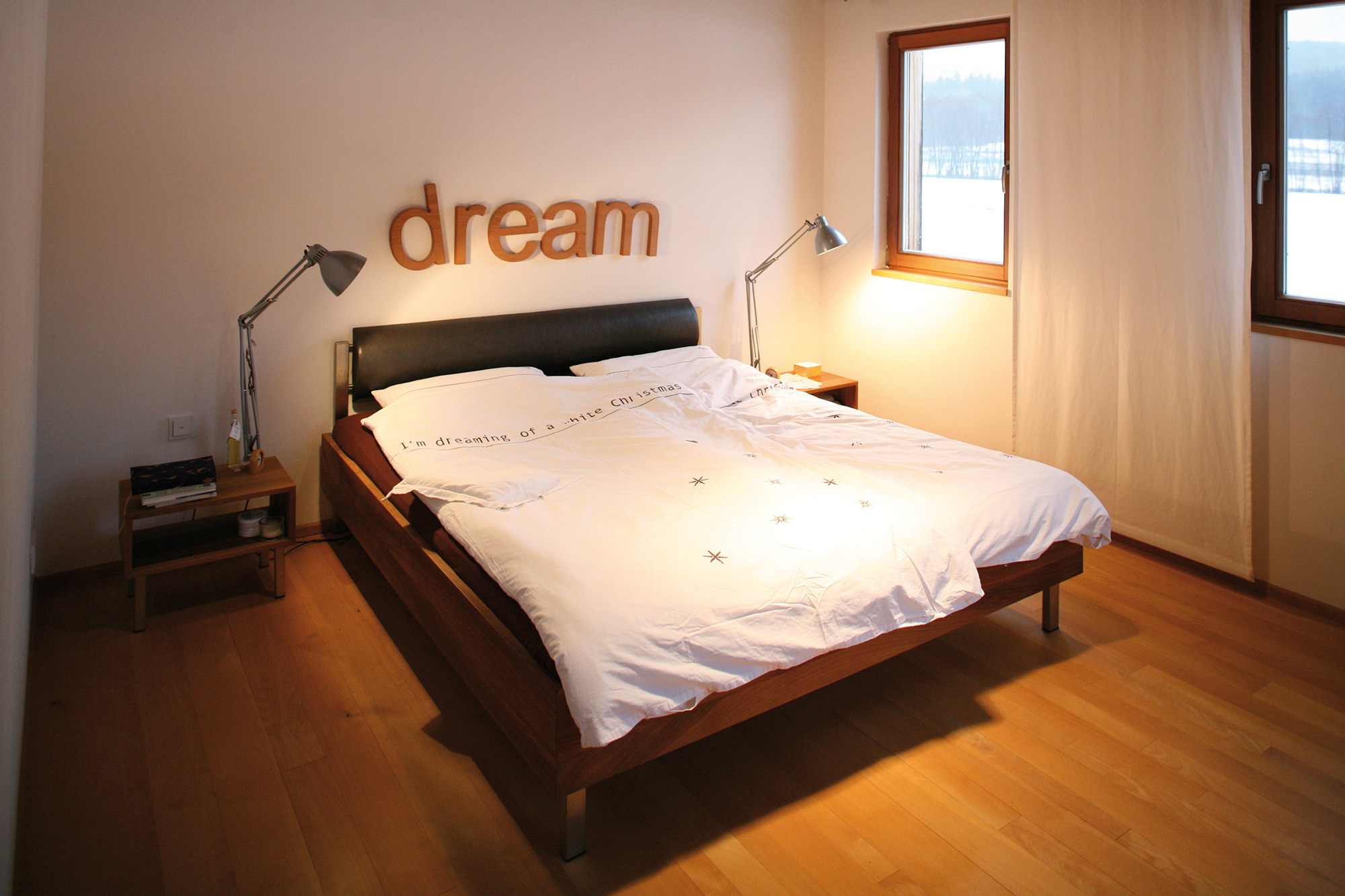 Schlafzimmer aus Massivholz von den Möbelmachern aus Franken 2012 bis