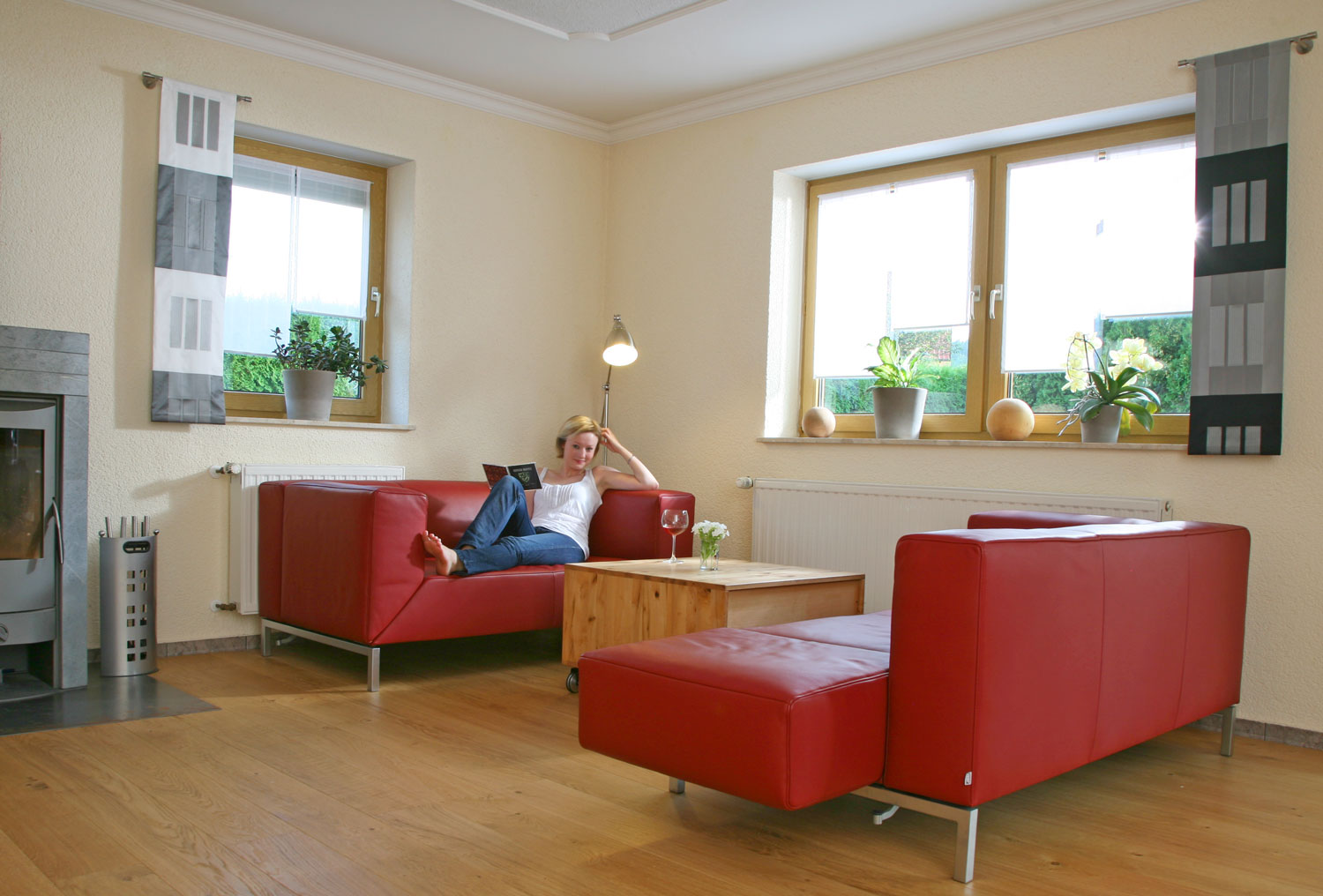 Massivholz-Wohnzimmer aus heimischem Ahorn von den Möbelmachern aus