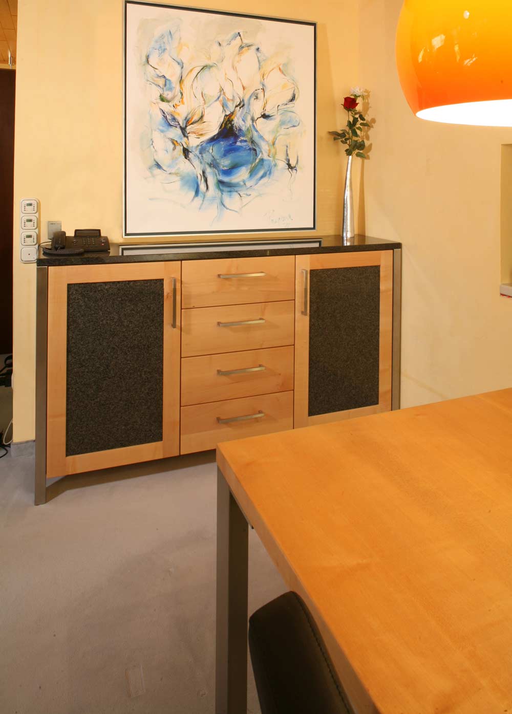 2008-9 Massivholztische und Essplätze aus dem Holz der Region: Die