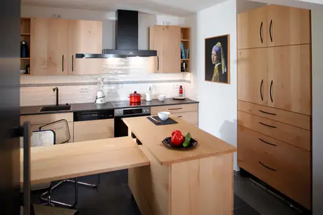 Super-Spezialschrank in der Nische Super-Spezialschrank in der Nische