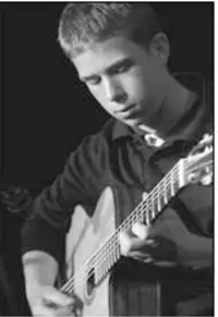 Diknu Schneeberger ist das Wunderkind der Gitarre