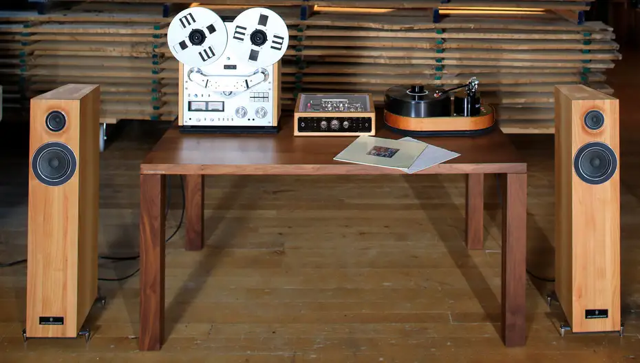 Hifi anlage in Massivholz  