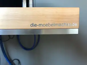 Elsbeere und Edelstahl mit Logo Elsbeere und Edelstahl mit Logo