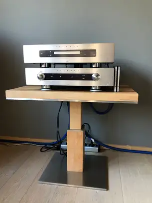 Hifi Tischen aus Elsbeere und Edelstahl Hifi Tischen aus Elsbeere und Edelstahl