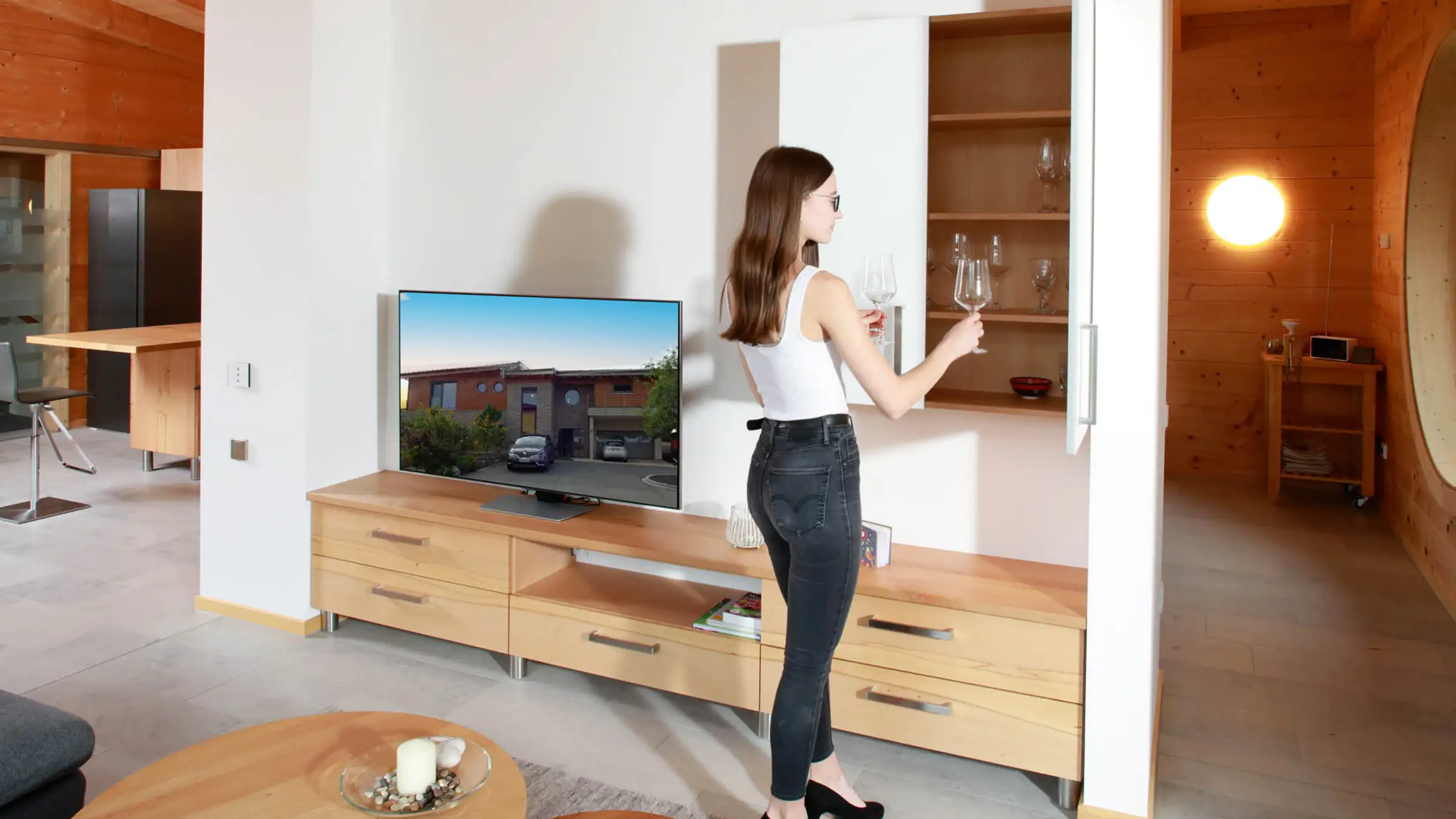 Wohnzimmer in Massivholz im Blockhaus 