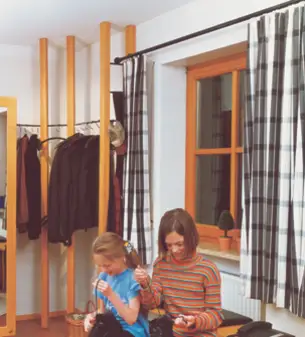 Vorhangstange mit innen laufenden Gleitern 