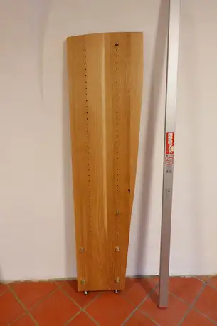 Eichen Regalstollen in schief Eichen Regalstollen in schief