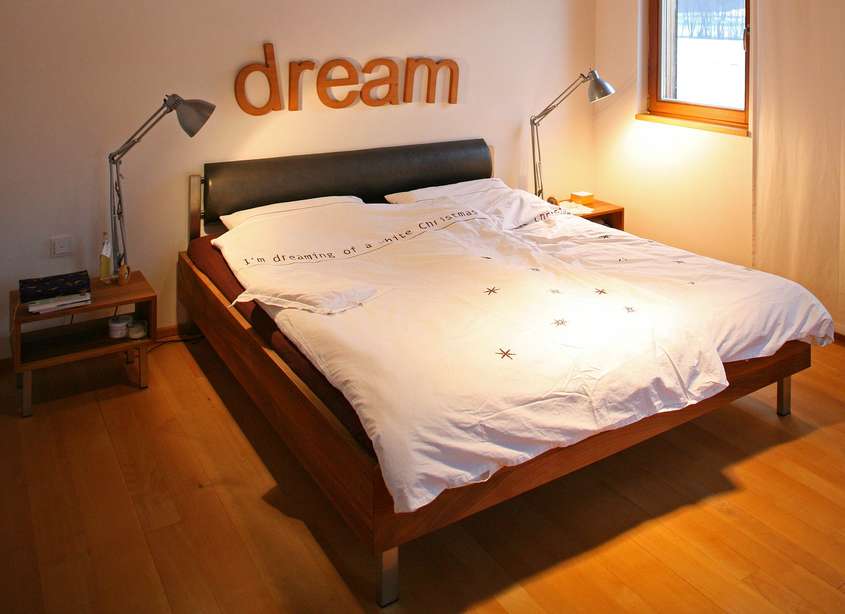 Schlafzimmer aus Massivholz von den Möbelmachern aus Franken 2012 bis