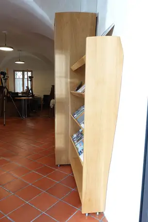 Massivholzmöbel fürs Hirtenmuseum Massivholzmöbel fürs Hirtenmuseum