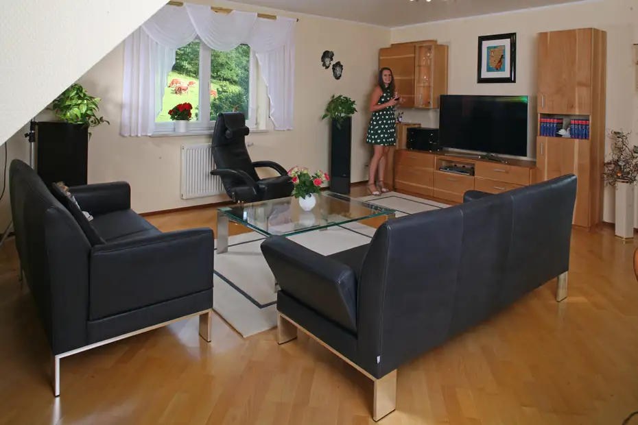 Kirschbaummöbel im Wohnzimmer Kirschbaummöbel im Wohnzimmer
