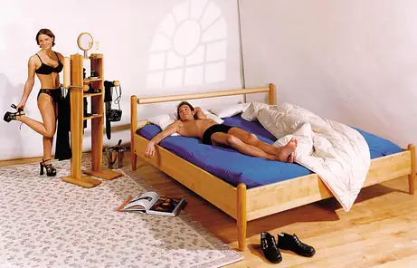 Stummer Diener Giovanni aus Massivholz Stummer Diener Giovanni aus Massivholz