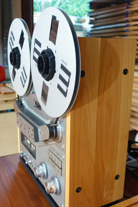 GX-6350D Hifi Highend Massivholz GX-6350D Akai Bandmaschine 4-Spur mit Korpus aus fränkischem Kirschbaum