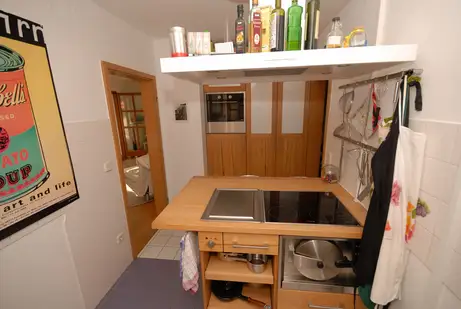 Miniküche mit Kochinsel 