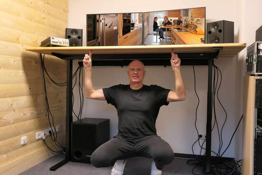 Dieters höhenverstellbarer Musikertisch 
