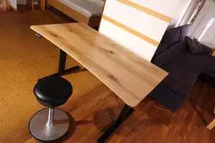 Leichter Schwung und schräge Kante Leichter Schwung und schräge Kante