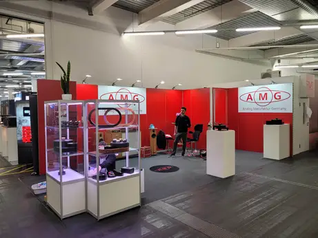 AMG mit den Plattenspielern Viella und Giro