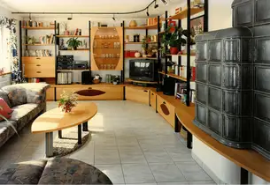 Schrankwand für Bücher und mehr