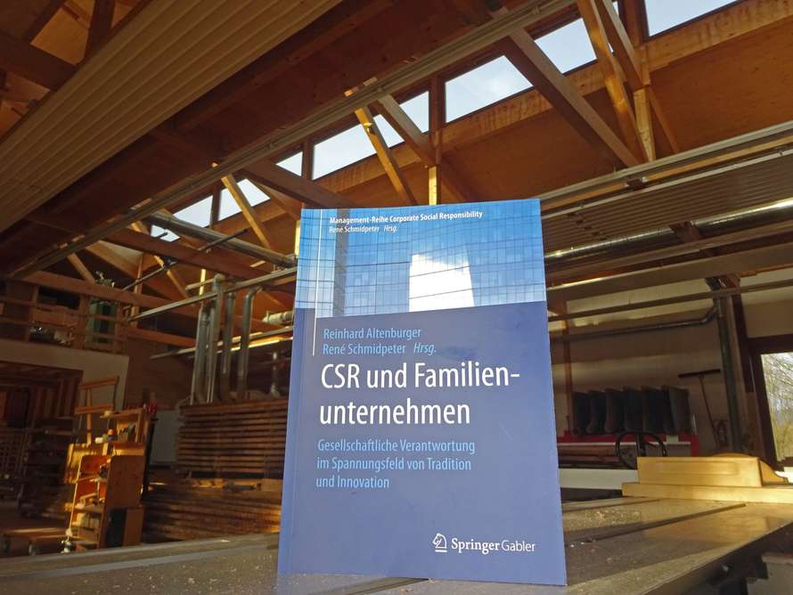 CSR und Familienunternehmen von Rene´Schmidbauer 