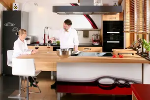 Massivholzküche in Buche mit Fotodruck 