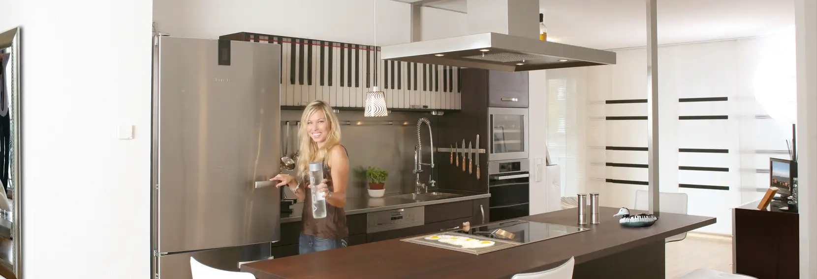 Lararsloft Thermobuche-Massivholzküche Vollholzküche aus Thermobuche