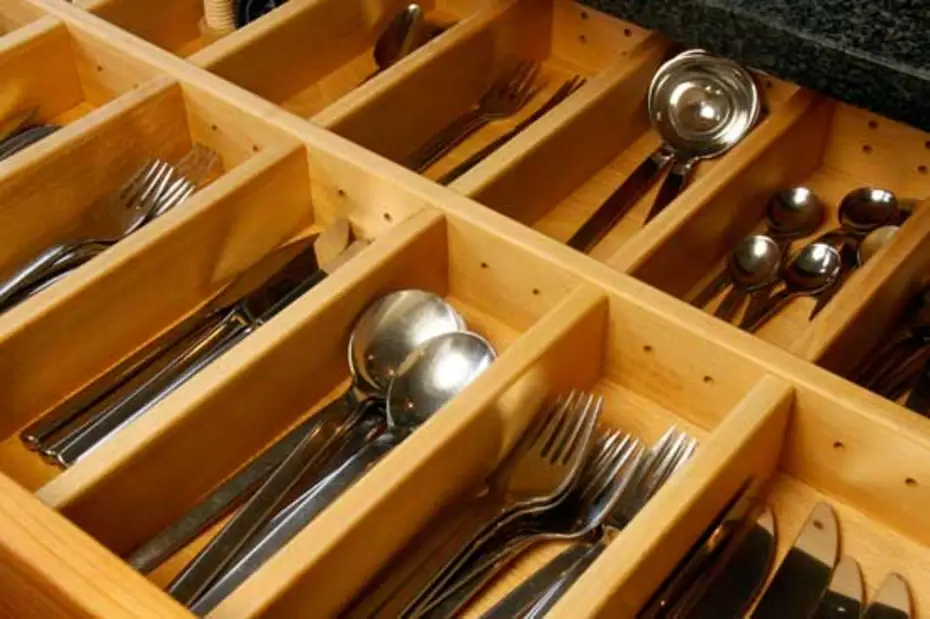 Massivholzschubladen in Massivholzküchen