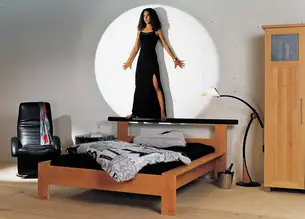 Schlafzimmer mit runder Lederlehne Schlafzimmer mit runder Lederlehne