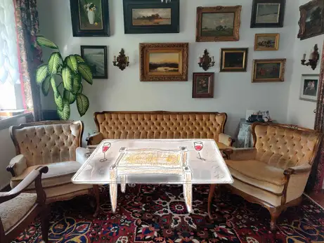 Der Entwurf des Rindentuch-Couchtisches