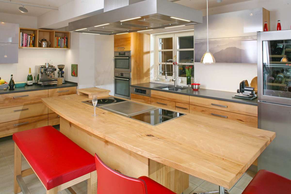 Massivholzküche mit Fotodruck im Allgäu 