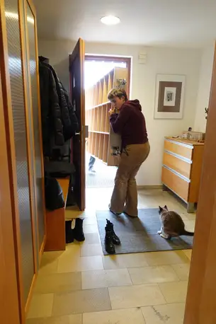 Montage aller Bücherwände durch unser Möbelmacher-Team 