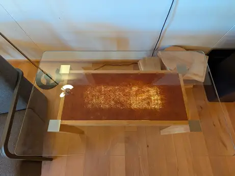 Rindentuch-Couchtisch von oben 