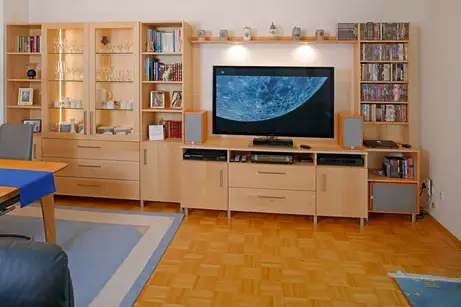 TV-Anlage in Buche Massivholz TV-Anlage in Buche Massivholz