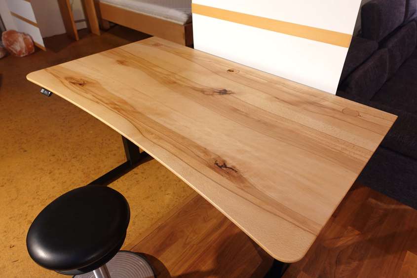 Höhenverstellbare Schreibtische aus Massivholz - elektrisch: Die