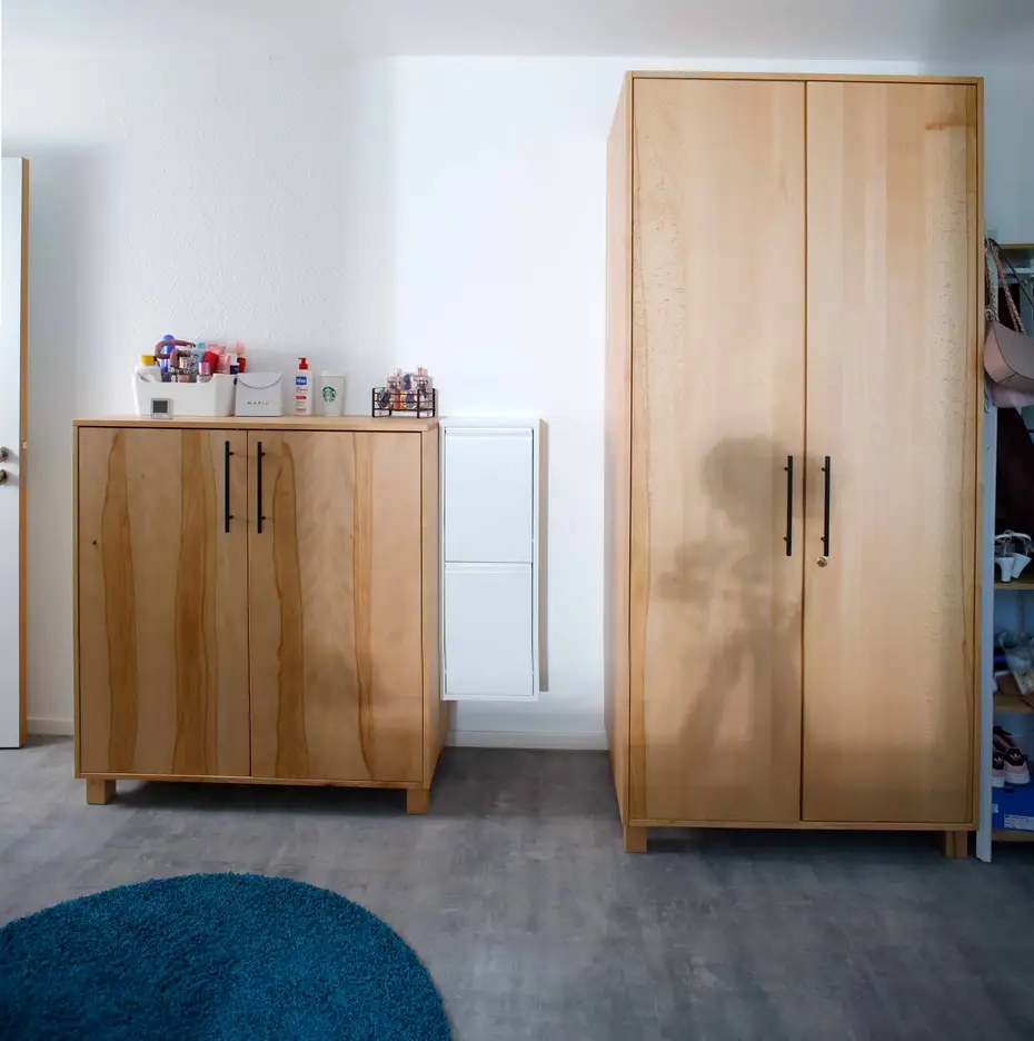 Buchenmassivholzschrank im Jugendhilfezentrum Schnaittach 