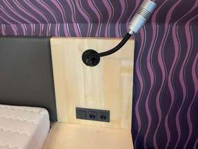 Massivholzbett in Ahorn 