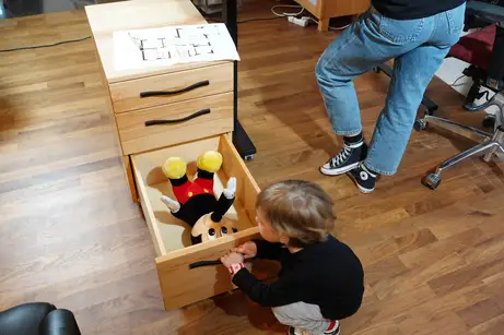 Platz für wichtiges im rollbaren Container Platz für wichtiges im rollbaren Container