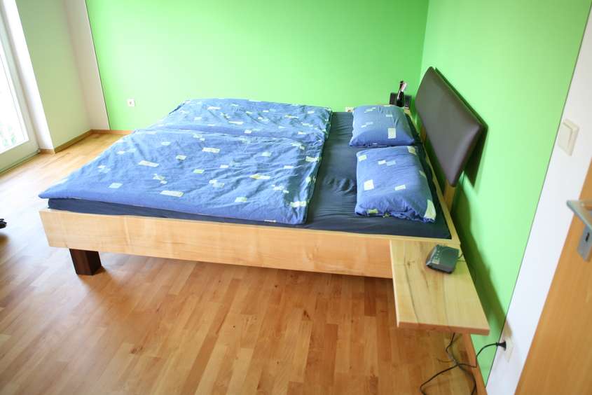 Massivholzschlafzimmer von den Möbelmachern aus Franken 2014 bis 2015