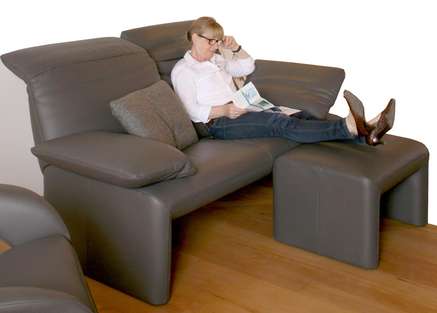 Das Sofa Linea von Jori 