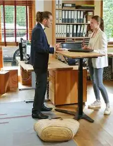 Höhenverstellbare Theke mit Akku Höhenverstellbare Theke mit Akku