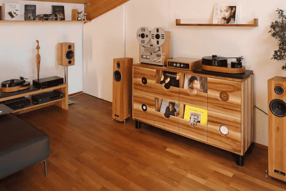 Schallplattenschrank für die Hifi-Anlage Schallplattenschrank für die Hifi-Anlage