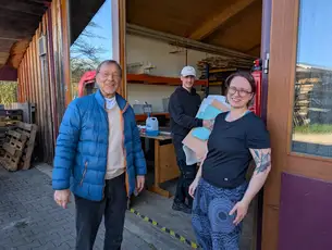 Fertigung von Hifi-Möbeln Fertigung von Hifi-Möbeln