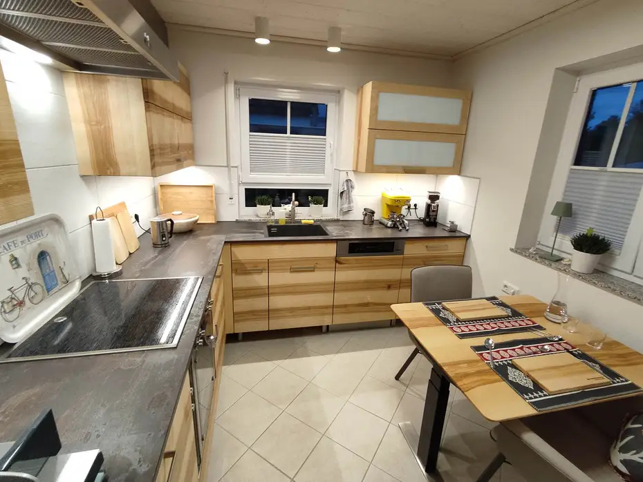 Massivholzküche in Esche in Mainz Massivholzküche in Esche in Mainz