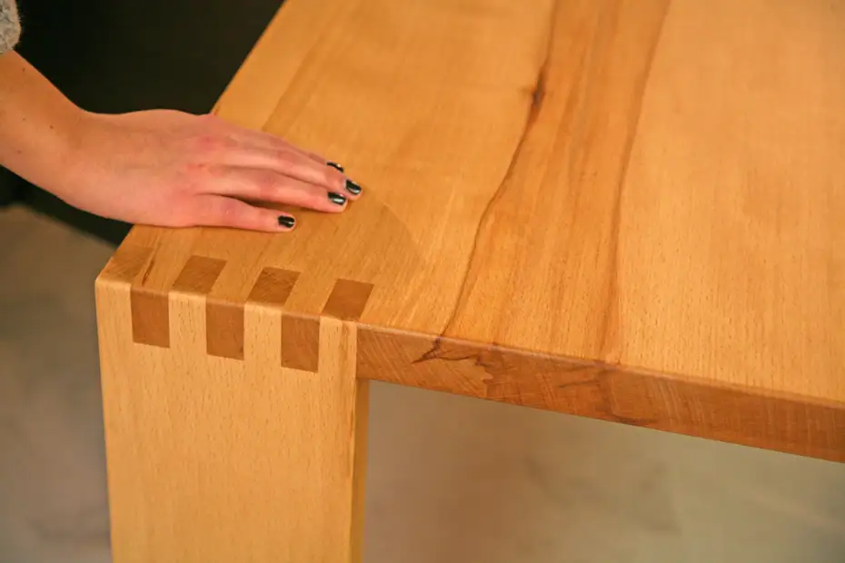 Massivholztisch aus heimischer Buche