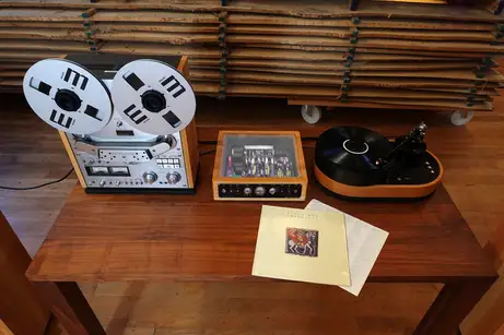 Photisch aus Nussbaum Massivholz Photisch aus Nussbaum Massivholz