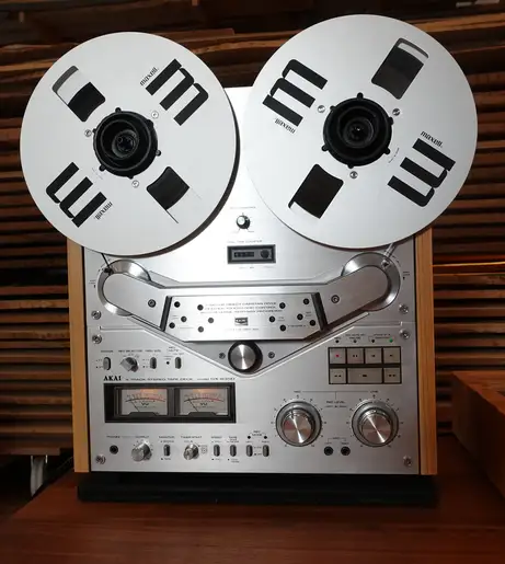 GX-6350D Akai Hifi und Massivholz Tonbandmaschine GX-6350D Akai Hifi und Massivholz Tonbandmaschine