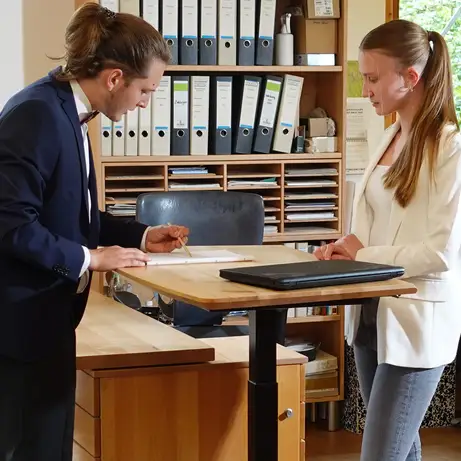 Individuelle Beratung für die Schreibtischgestaltung Individuelle Beratung für die Schreibtischgestaltung