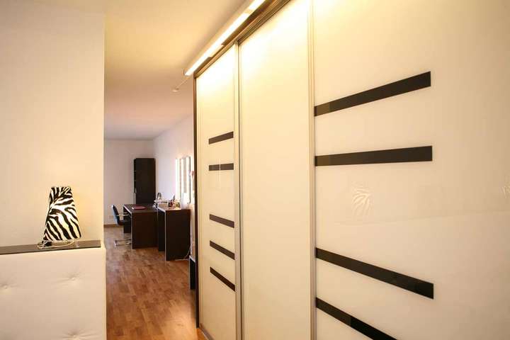 Schlafzimmer aus Buche, Eiche, Nussbaum oder Glas von den Möbelmachern