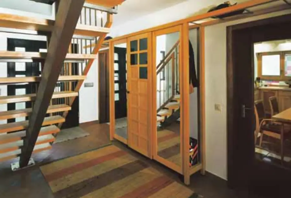 Treppe und Garderobe