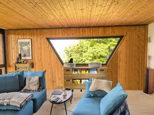 Schallplattenschrank zum Panoramafester Schallplattenschrank zum Panoramafester