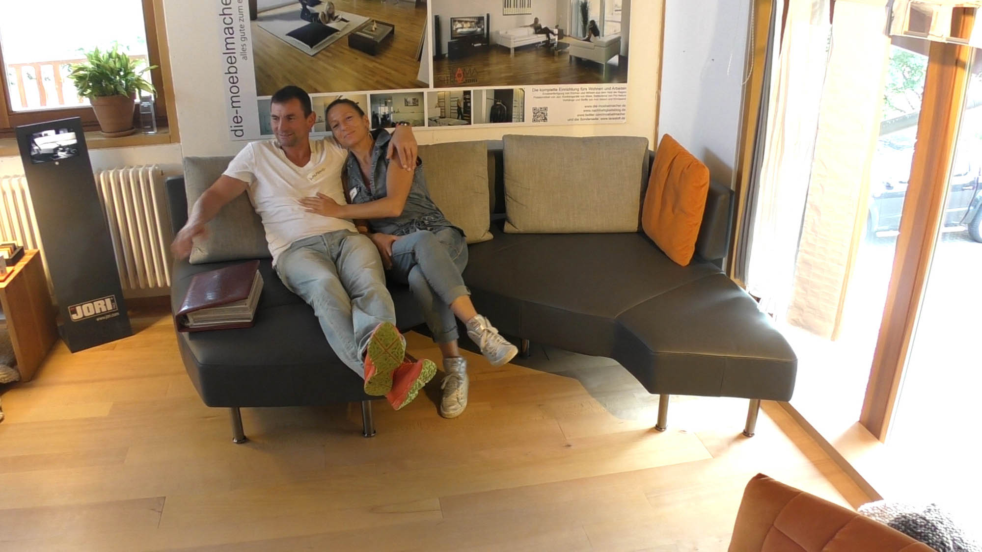 Kuscheln auf unseren Jori Sofas
